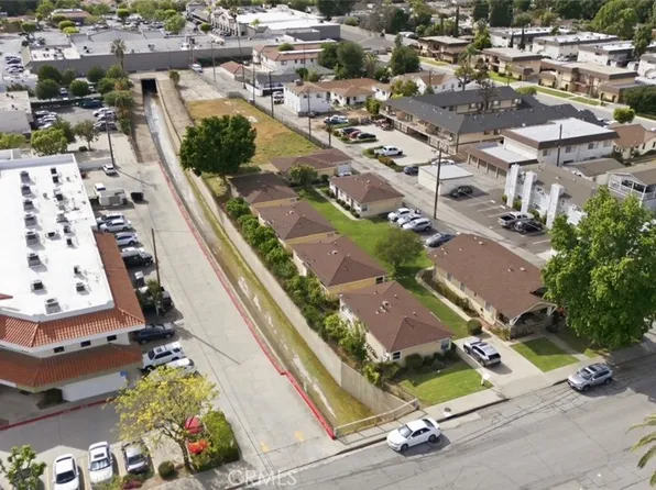 121 N Pennsylvania Ave, Glendora, CA 91741