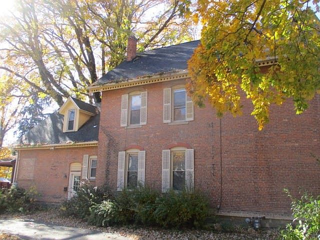 1st image of 42 E Court St