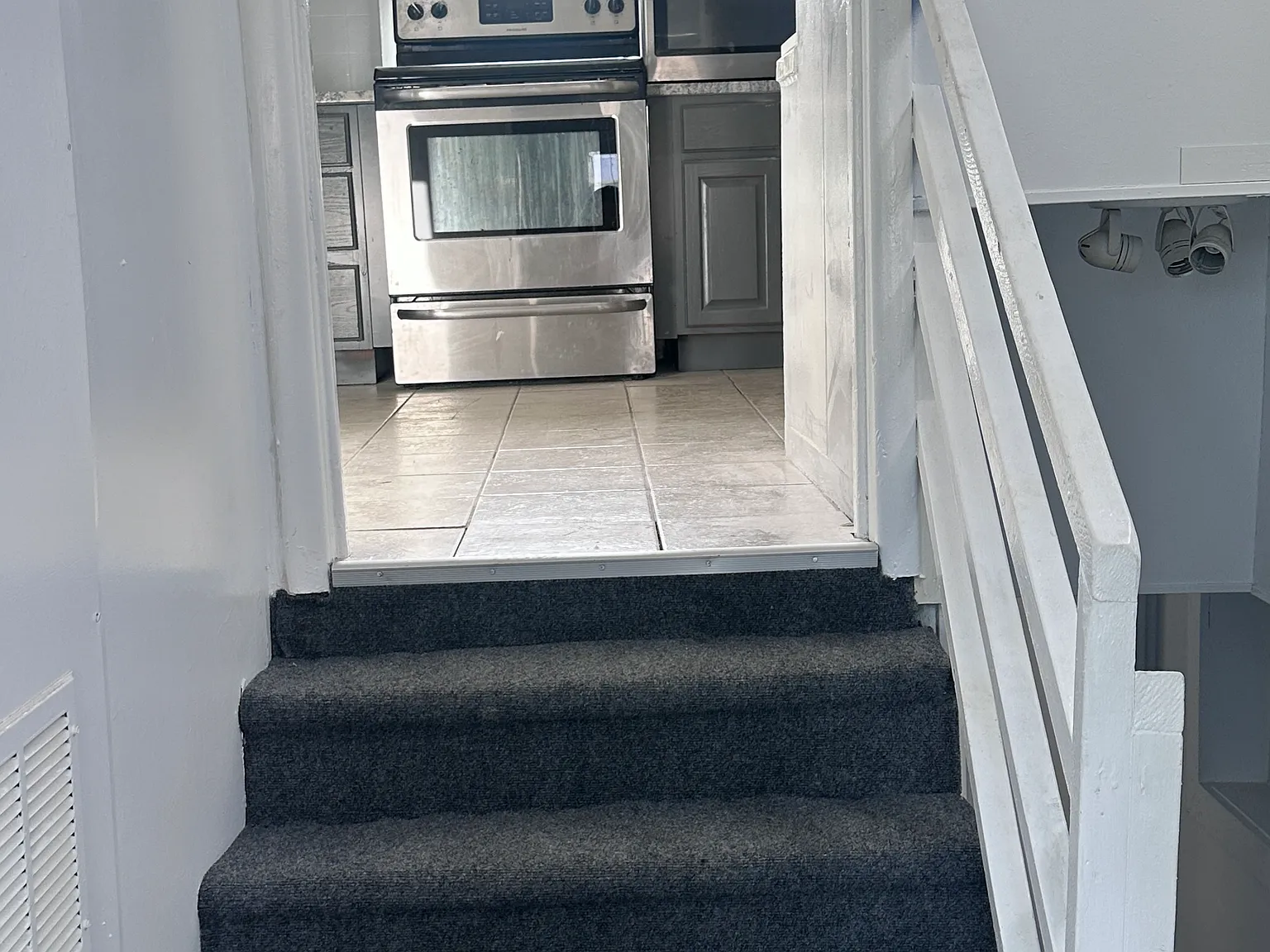645 S Federal Blvd — Photo 3