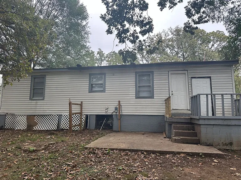 3613 Southland Dr — Photo 8