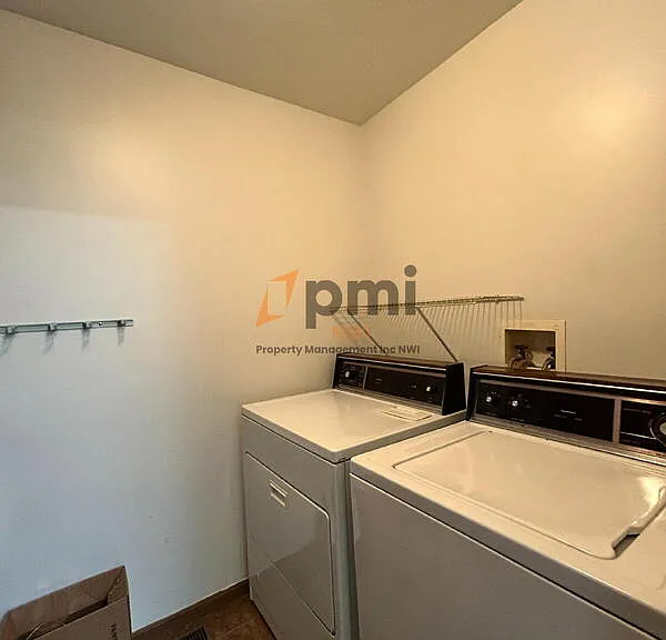 139 Kabelin Ave — Photo 13