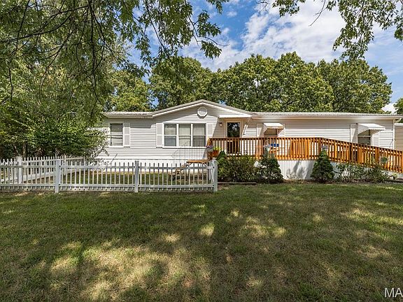 4th image of 2626 Marble Springs Rd