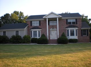 8 Harmony School Rd, Flemington, NJ 08822