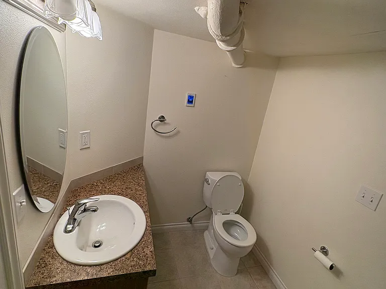 1512 W 16th Ave — Photo 7