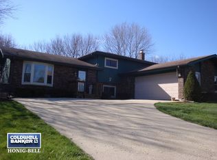 403 Woodworth St, Yorkville, IL 60560