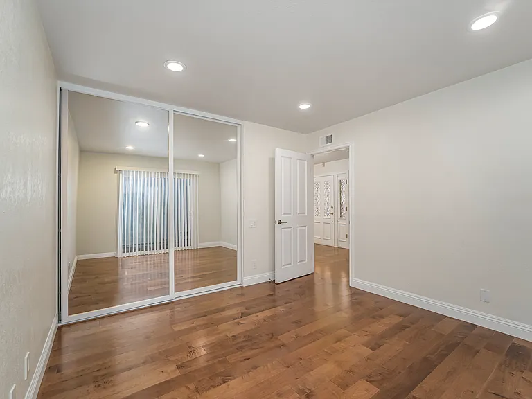 27725 Calle Valdes — Photo 15