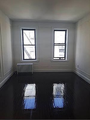 5th image of 4857 Broadway #6P