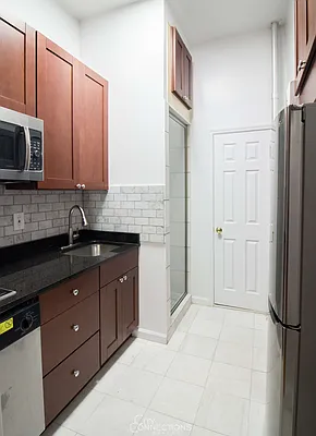 Rented by City Connections Realty | media 7