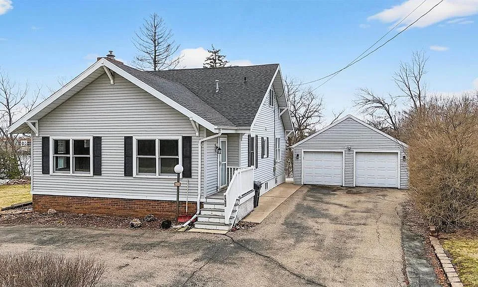 1721 W Main St