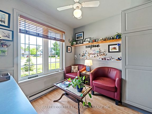 5th image of 20 Mariposa Dr