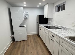 (Undisclosed Address), Saint James, NY 11780