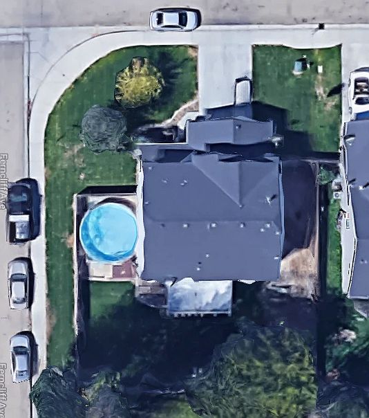 2nd image of 11877 Emerson St