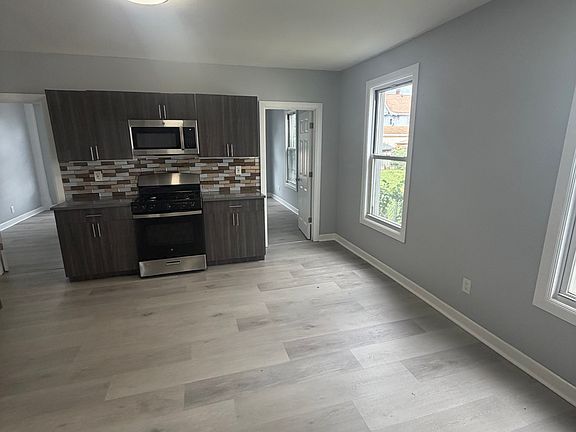 2nd image of 757 Ogden St Unit 1