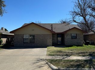 2313 93rd St, Lubbock, TX 79423