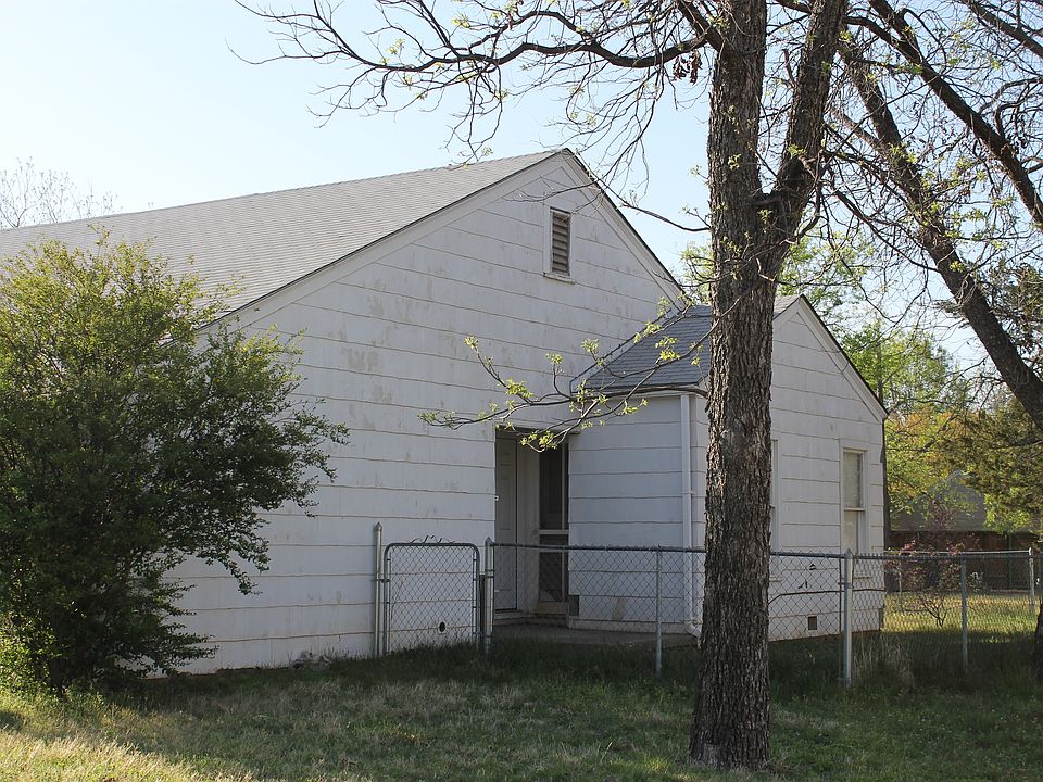 2nd image of 1717 Dayton Ave