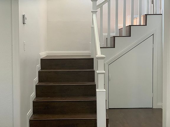 2nd image of 4961 Gambier St