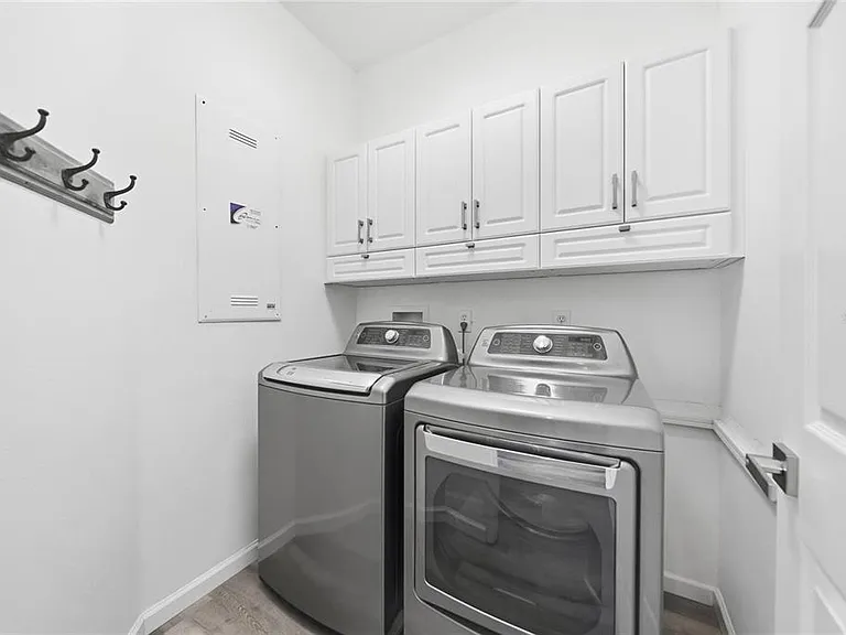 5610 Golden Isles Dr — Photo 16