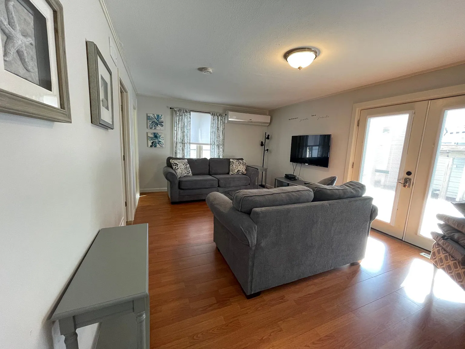 4 Q St — Photo 4