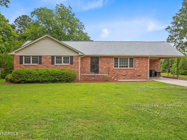 3731 Stuart Circle, Farmville, NC 27828