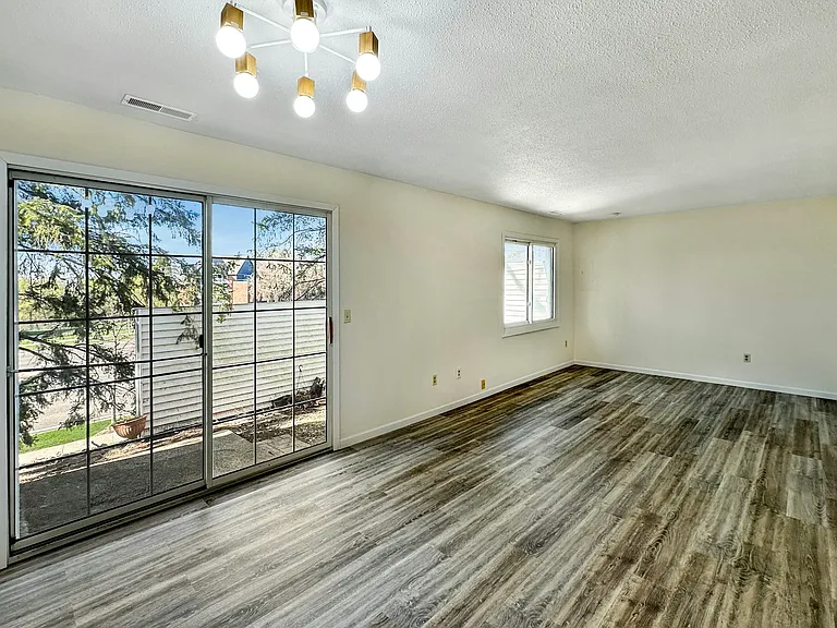 Patio Door/Living Room