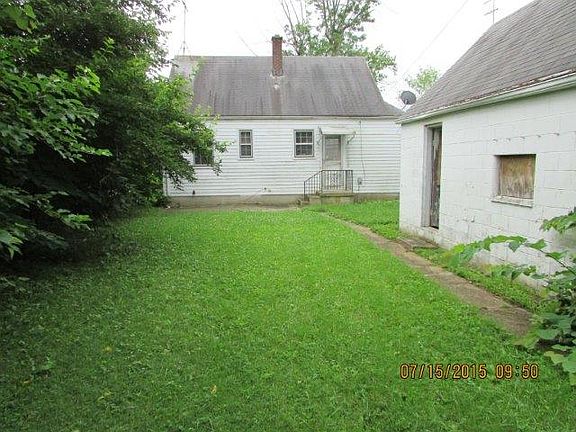 3rd image of 4713 Prescott Ave