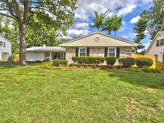3rd image of 13206 Point Pleasant Dr #1