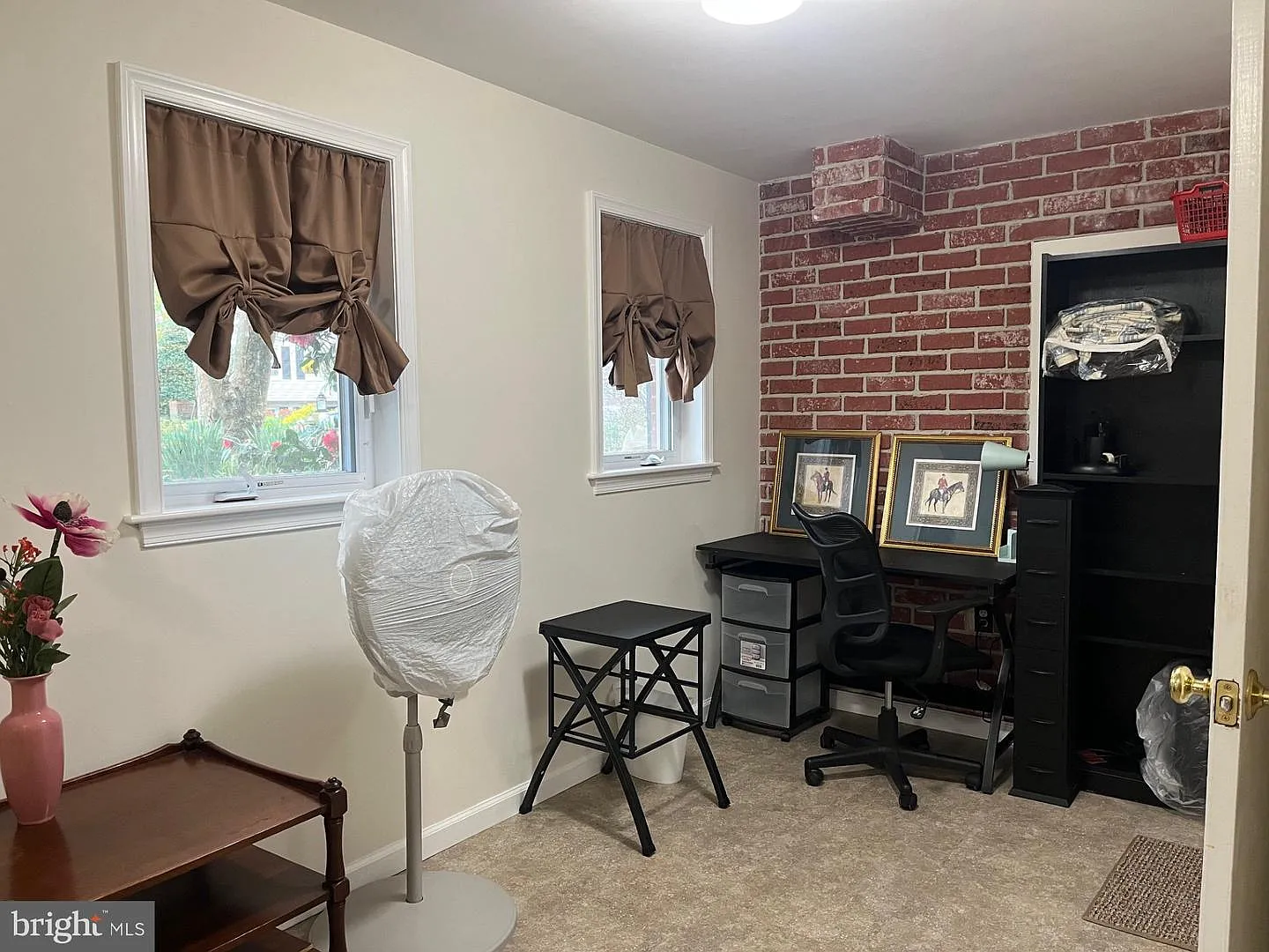 1 bed, 1.0 bath, 1224 sqft, $1,450 — Photo 2