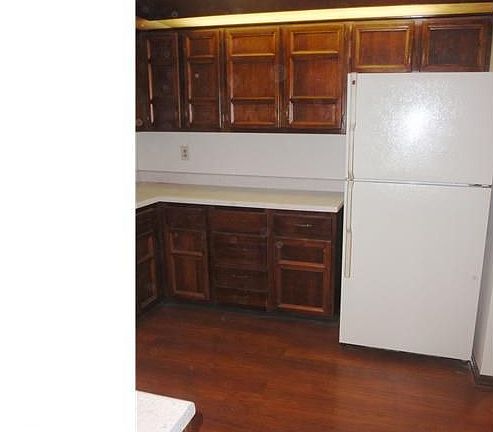 5th image of 208 Saint Pierre St