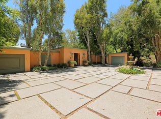 1129 Miradero Rd, Beverly Hills, CA 90210