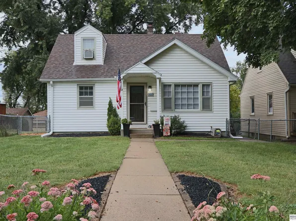 6046 Franklin St, Omaha, NE 68104