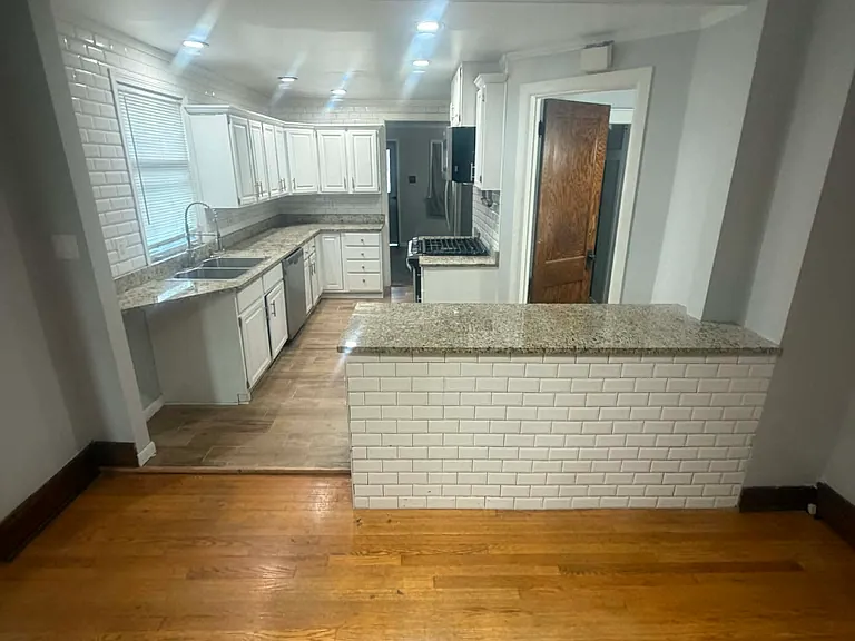 728 Cobb Blvd — Photo 3
