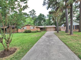 10039 Westview Dr, Houston, TX 77055