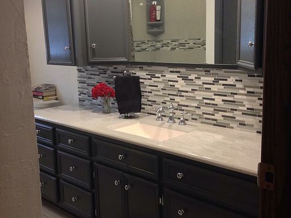 Main bathroom