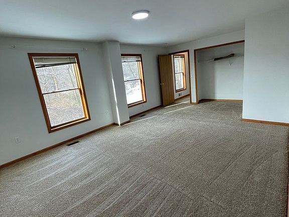 5th image of 1288 Broadway St