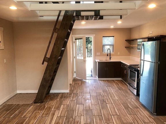 5th image of 4107 Sand Canyon Rd