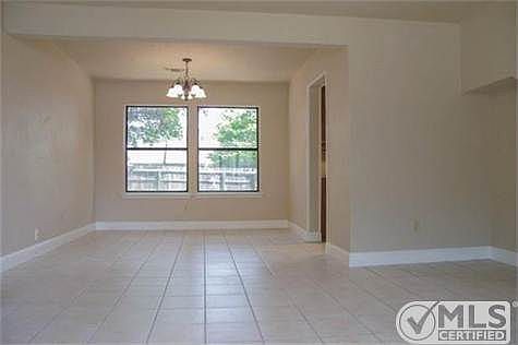 4th image of 111 Juniper Dr