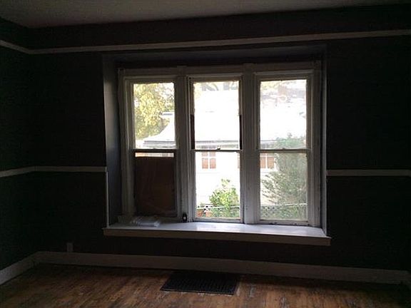 5th image of 108 S Willis Ave