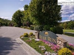 8 Running Bear Cir, Banner Elk, NC 28604