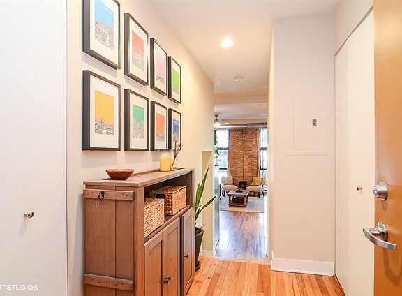 2nd image of 1635 W Belmont Ave APT 321