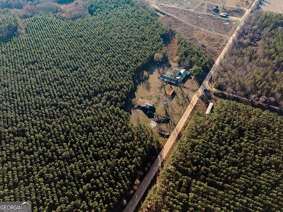 2nd image of 858 Hoke Ogden Rd