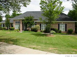 3031 Sharon Rd, Charlotte, NC 28211