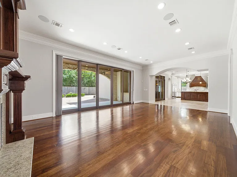 5339 Tilbury Dr — Photo 12