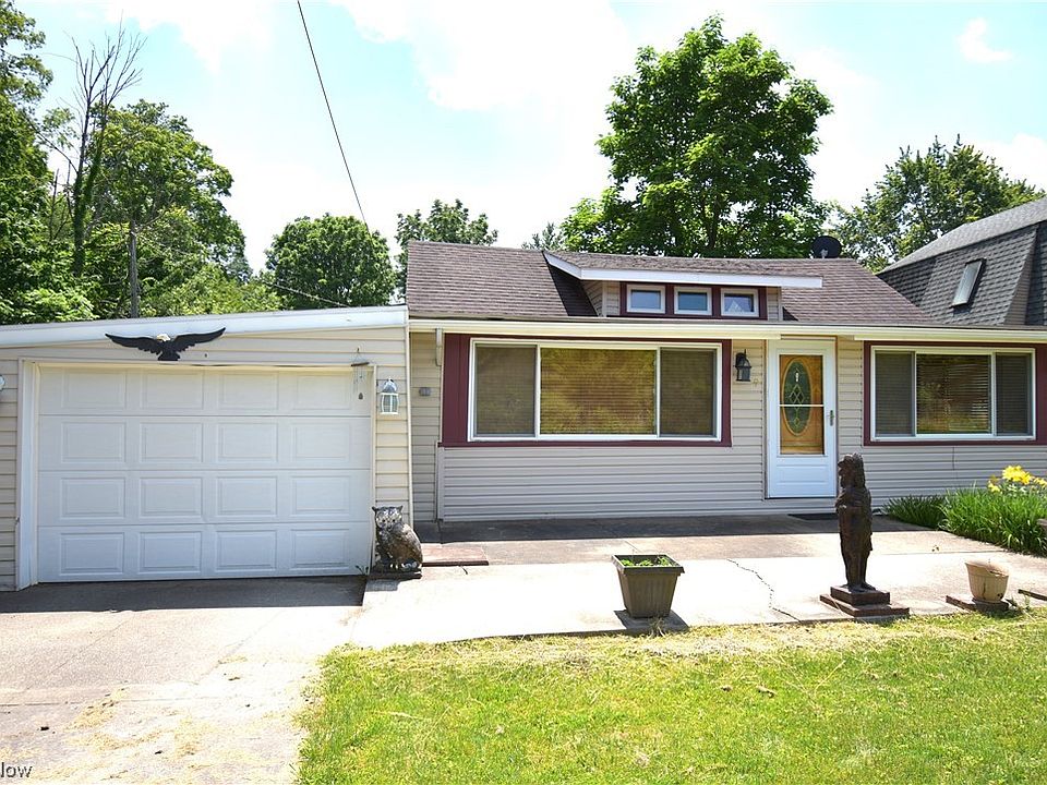 1st image of 9 Park Dr