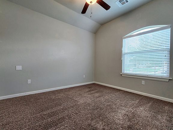 3rd image of 11309 NW 104th St