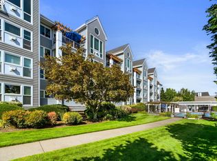520 SE Columbia River Dr APT 428, Vancouver, WA 98661