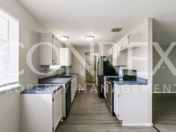 5th image of 6260 Roselawn Ave