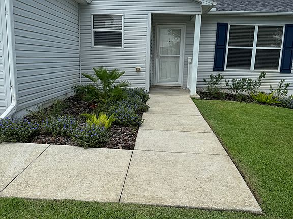 3rd image of 320 Leesville St