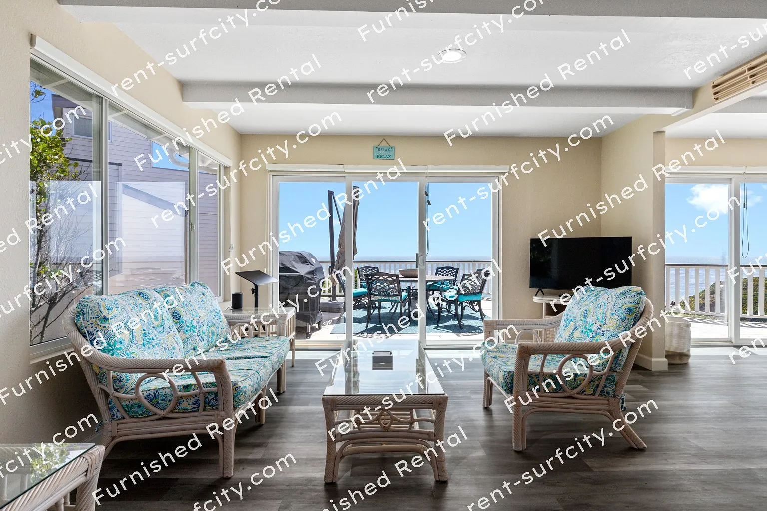 2124 W Cliff Dr — Photo 1