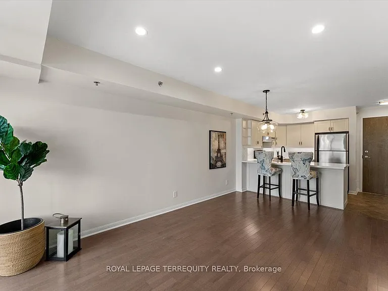 3070 Rotary Way #402 — Photo 27