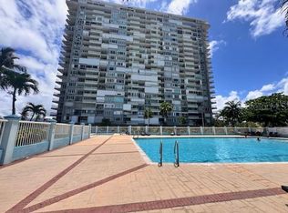 Ocean Dr #100-806, Luquillo, PR 00773